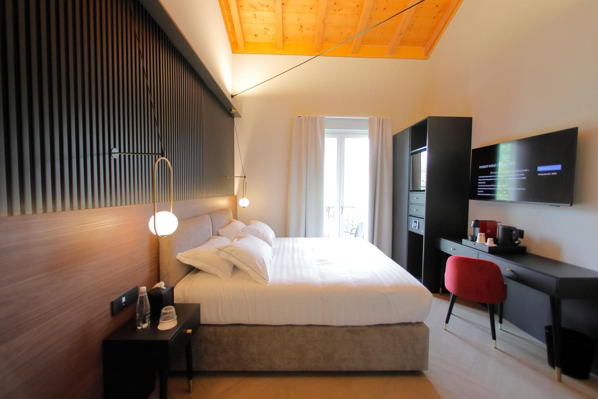 Hotel Namia By Dori Bardolino Exteriér fotografie
